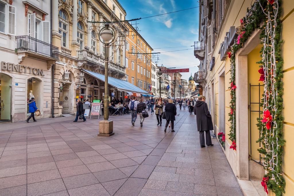 Apartment Korzo Filodrammatica Rijeka Ngoại thất bức ảnh