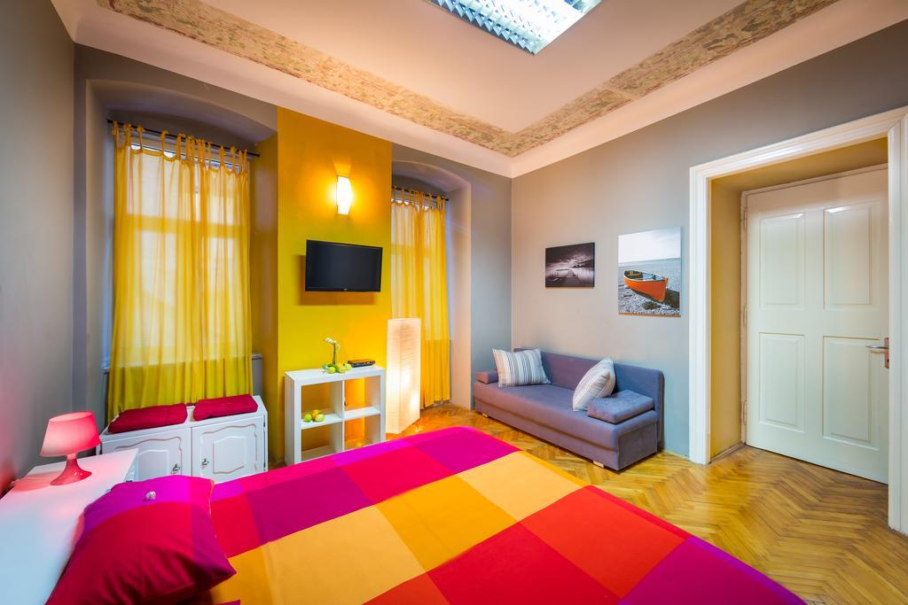 Apartment Korzo Filodrammatica Rijeka Ngoại thất bức ảnh